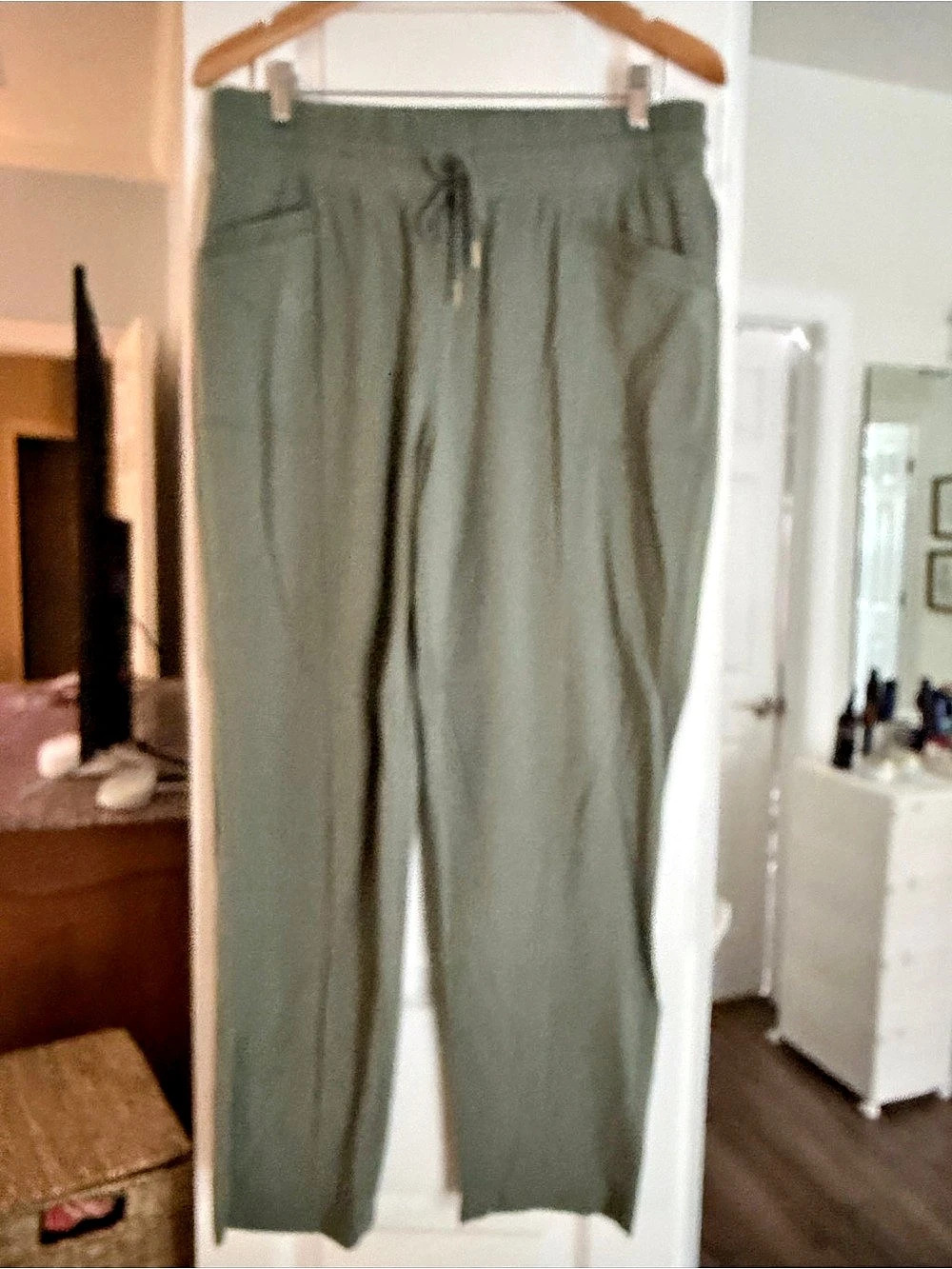 Zuda knit Pants Light Olive Green Drawstring Jogger Pants Medium